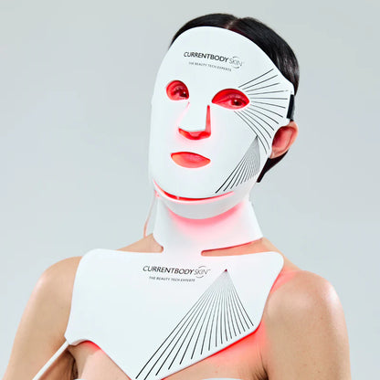 Kit LED para rostro y cuello CurrentBody Skin: Serie 2 | Antiedad para rostro, cuello y escote con terapia de luz roja